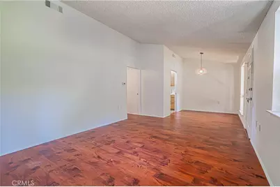 19228 B Avenue Of The Oaks, Newhall, CA 91321 - Photo 11