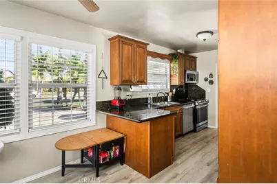 405 S Fann, Anaheim, CA 92804 - Photo 15