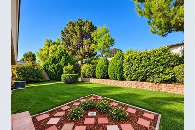 31605 Cherry, Castaic, CA 91384 - Photo 5