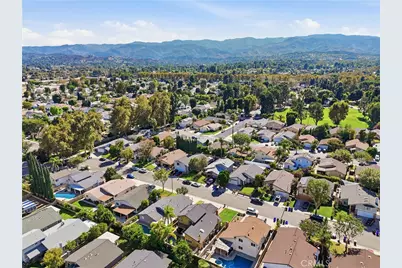 25434 Via Pacifica, Valencia, CA 91355 - Photo 39