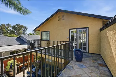 25434 Via Pacifica, Valencia, CA 91355 - Photo 35
