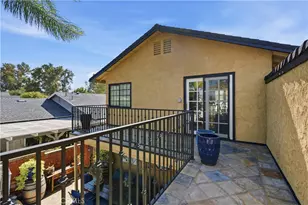 25434 Via Pacifica, Valencia, CA 91355 - Photo 35