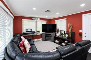 27361 Sierra Hwy, Canyon Country, CA 91351 - Photo 3