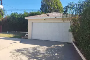 10132 Densmore Ave, North Hills, CA 91343 - Photo 3