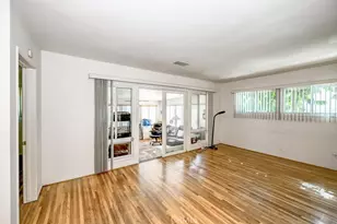 10132 Densmore Ave, North Hills, CA 91343 - Photo 5