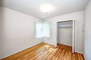 10132 Densmore Ave, North Hills, CA 91343 - Photo 13