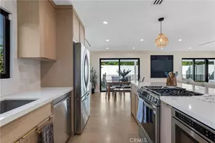 5722 Le Sage Ave, Woodland Hills, CA 91367 - Photo 11