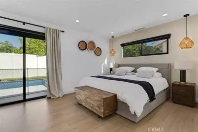 5722 Le Sage Avenue, Woodland Hills, CA 91367 - Photo 21