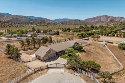 2242 Dolores Place, Acton, CA 93510 - Photo 3