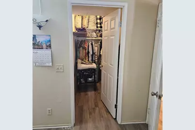 8710 Independence Ave # 202, Canoga Park, CA 91304 - Photo 9
