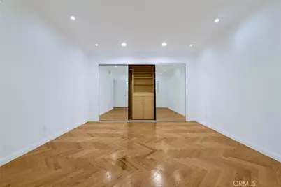 2700 Cahuenga Boulevard #2217, Los Angeles, CA 90068 - Photo 23