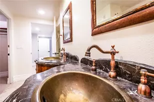 10862 Bloomfield, Toluca Lake, CA 91602 - Photo 31