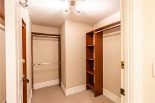 10862 Bloomfield, Toluca Lake, CA 91602 - Photo 33