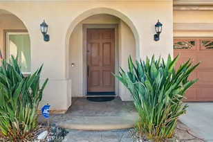 28345 Falcon Crest Dr, Canyon Country, CA 91351 - Photo 7