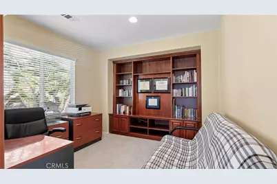 28345 Falcon Crest Drive, Canyon Country, CA 91351 - Photo 49