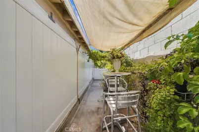12011 Jouett, Sylmar, CA 91342 - Photo 11
