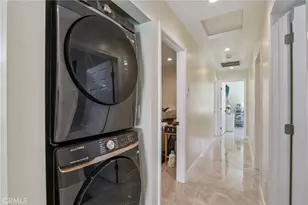 22241 Wyandotte, Canoga Park, CA 91303 - Photo 15