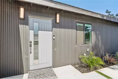 22241 Wyandotte, Canoga Park, CA 91303 - Photo 19