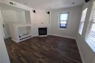 28258 Canterbury, Valencia, CA 91354 - Photo 3