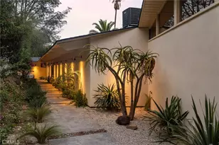 3655 Wrightwood Dr, Studio City, CA 91604 - Photo 3