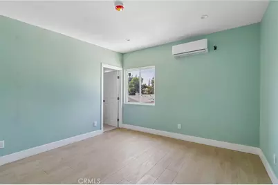 22241 Wyandotte Street, Canoga Park, CA 91303 - Photo 35