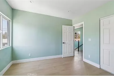 22241 Wyandotte Street, Canoga Park, CA 91303 - Photo 31