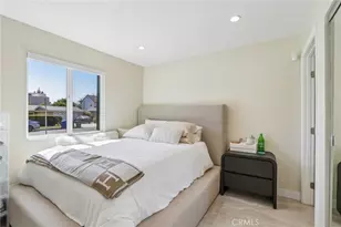 22241 Wyandotte St, Canoga Park, CA 91303 - Photo 13