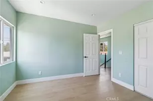 22241 Wyandotte St, Canoga Park, CA 91303 - Photo 31