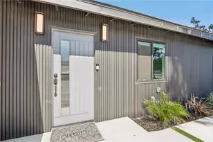 22241 Wyandotte St, Canoga Park, CA 91303 - Photo 19