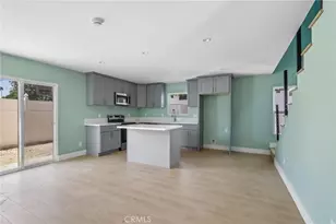 22241 Wyandotte St, Canoga Park, CA 91303 - Photo 27