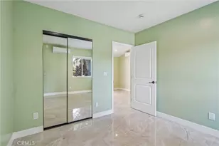 22241 Wyandotte St, Canoga Park, CA 91303 - Photo 25
