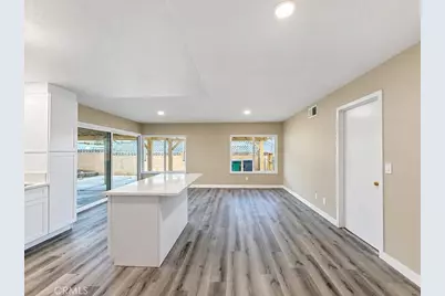 44721 Benald Street, Lancaster, CA 93535 - Photo 9
