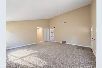44721 Benald Street, Lancaster, CA 93535 - Photo 11
