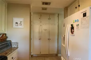 20046 Ave Of The Oaks, Newhall, CA 91321 - Photo 17