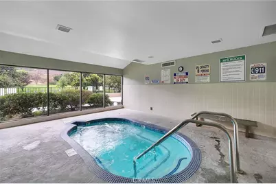 20046 Avenue Of The Oaks, Newhall, CA 91321 - Photo 41