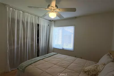 20046 Avenue Of The Oaks, Newhall, CA 91321 - Photo 33