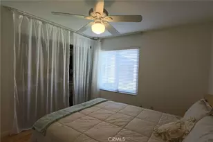 20046 Ave Of The Oaks, Newhall, CA 91321 - Photo 33