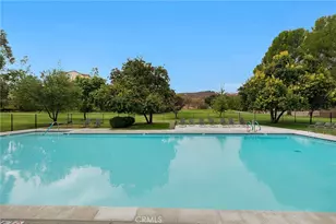 20046 Ave Of The Oaks, Newhall, CA 91321 - Photo 37