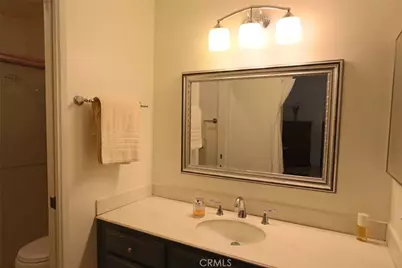 20046 Avenue Of The Oaks, Newhall, CA 91321 - Photo 29