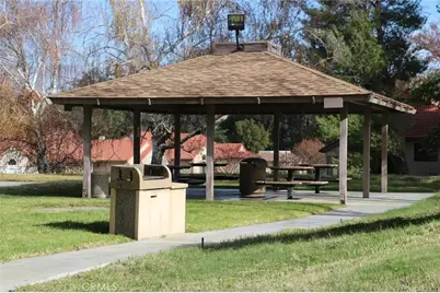 20046 Avenue Of The Oaks, Newhall, CA 91321 - Photo 49