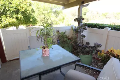 20046 Avenue Of The Oaks, Newhall, CA 91321 - Photo 23