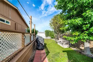 21220 Willow Weed Way, Canyon Country, CA 91351 - Photo 7