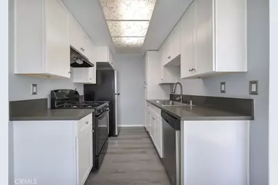 15145 Victory #1, Van Nuys, CA 91411 - Photo 5