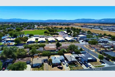44015 3rd, Lancaster, CA 93535 - Photo 47