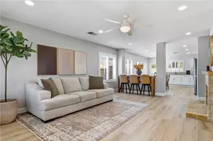 28215 Somerset Ct, Castaic, CA 91384 - Photo 3