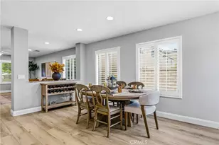 28215 Somerset Ct, Castaic, CA 91384 - Photo 7