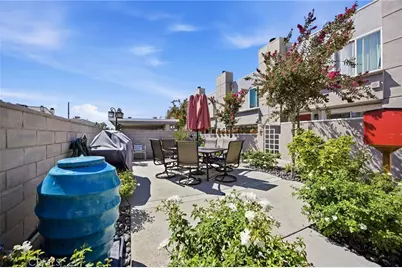 14345 Foothill #111, Sylmar, CA 91342 - Photo 33