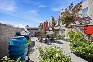 14345 Foothill, Sylmar, CA 91342 - Photo 33