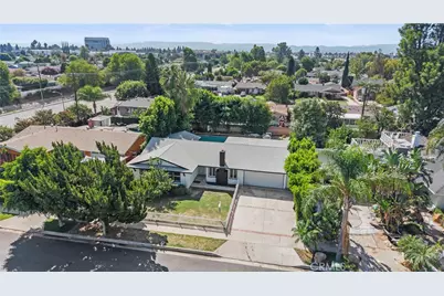 20110 Superior Street, Chatsworth, CA 91311 - Photo 5