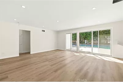 20110 Superior Street, Chatsworth, CA 91311 - Photo 19